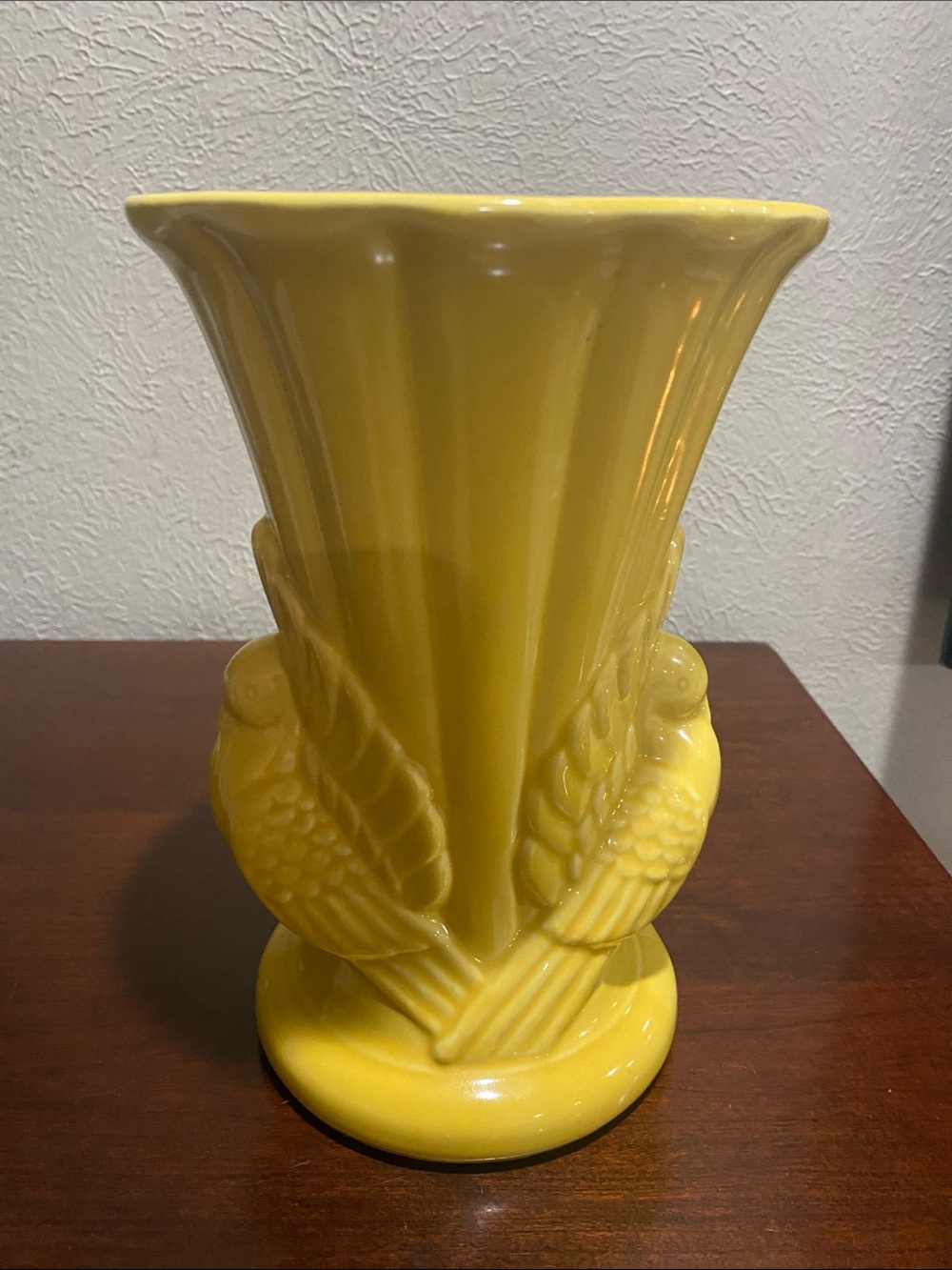 Vintage, Ceramic, Shawnee Pottery, Southern Double Dove Vase